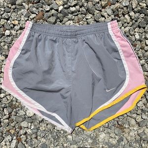 Nike women’s tempo running shorts livestrong xs